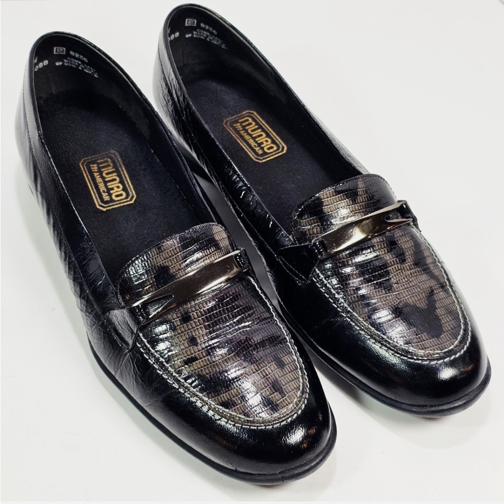 Munro Womens American Brook Black Snake Patent Leather Loafers Size 7